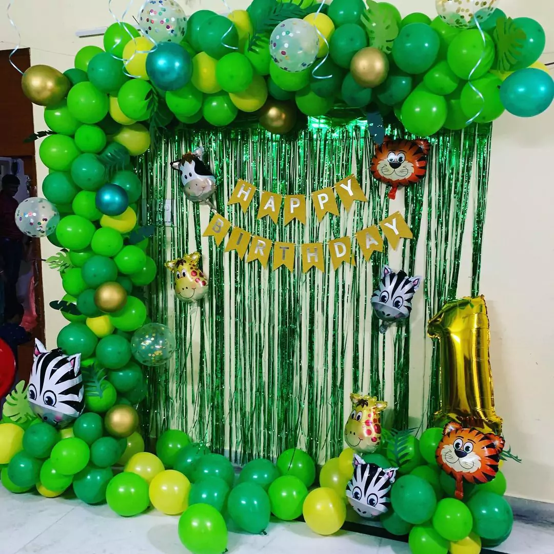 Green Jungle Theme Birthday Decor